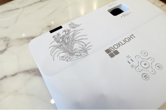BoxlightܼVF6|װlУ