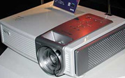 ͶӰC-PE7700