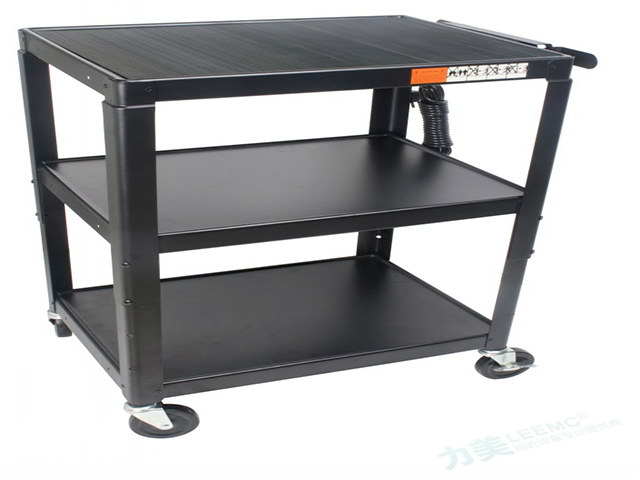 ýwv_(ti):AV-P137